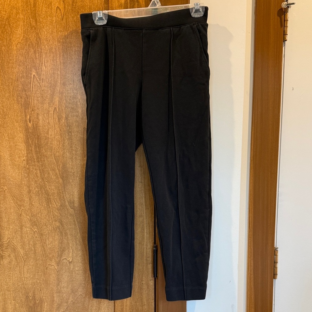 Women’s J. crew Black Pintuck Pull On  Pants